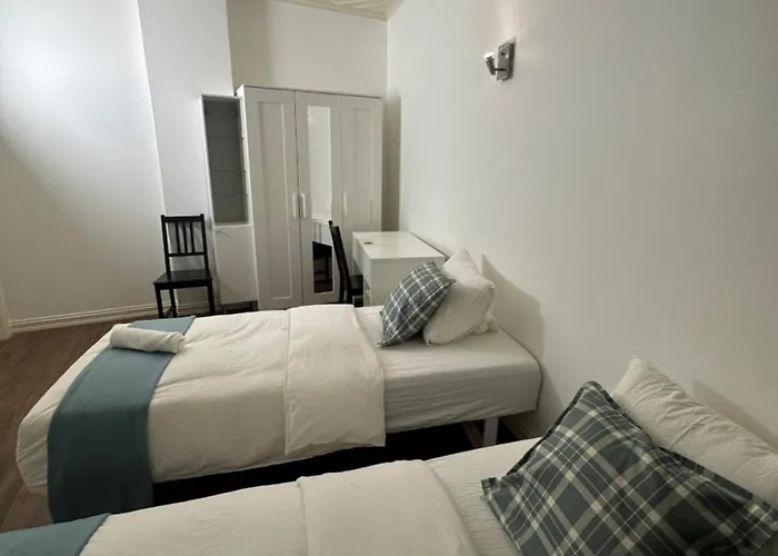 Royal Boulevard Suites